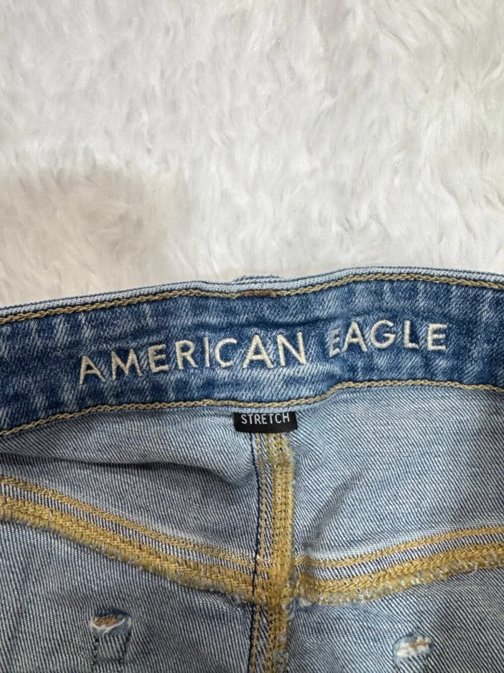 American Eagle Hi-Rise Shortie Distressed Denim Jean Shorts Classic Ripped 14 - Picture 5 of 7